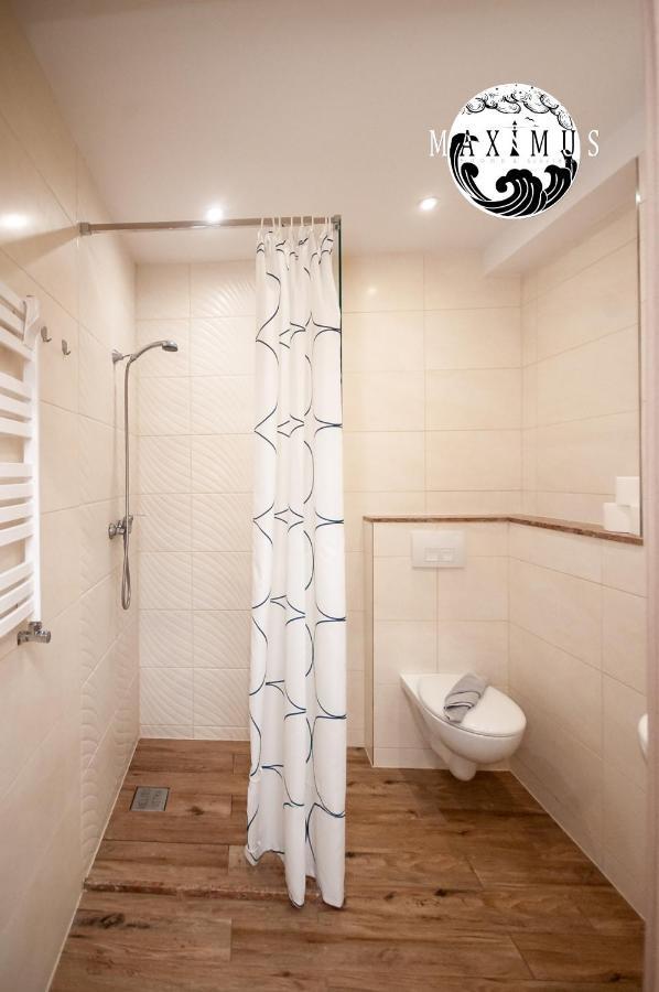 Maximus II Apartment Ustka Bagian luar foto