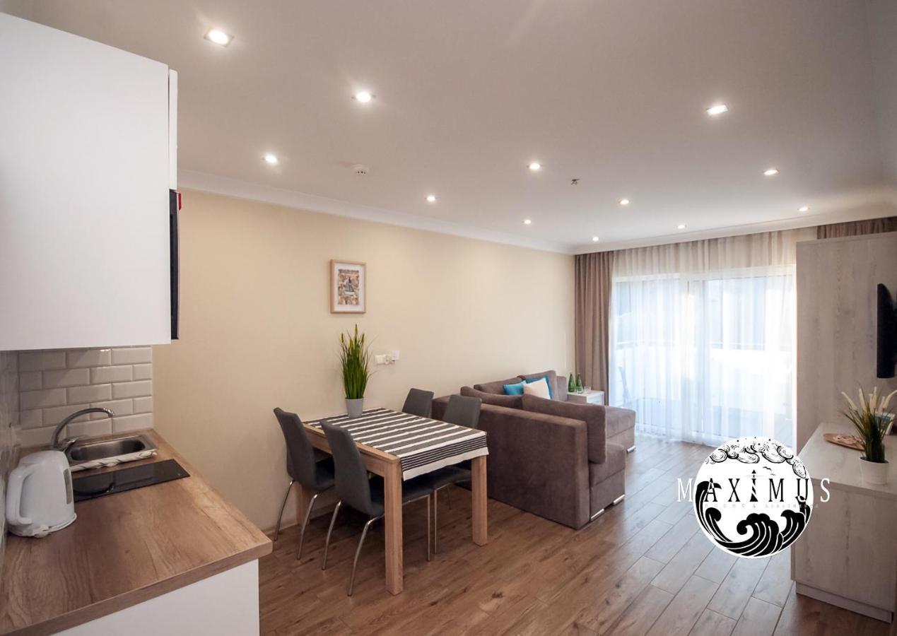 Maximus II Apartment Ustka Bagian luar foto